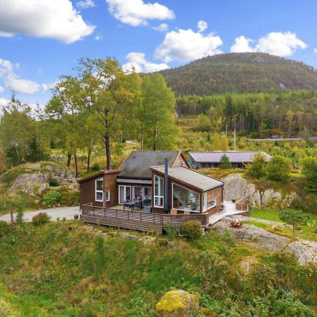 Charming House Located By The Fjord With The Pultpitrock Within Short Distance Vila Jørpeland Exterior foto