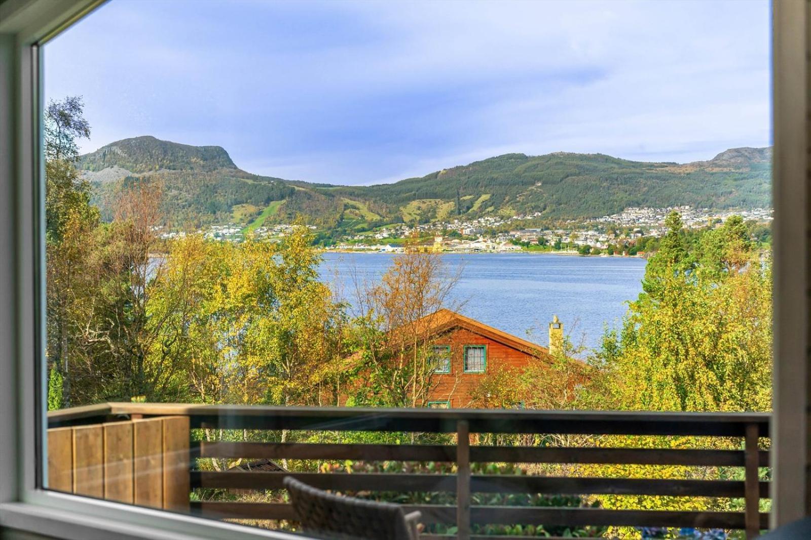 Charming House Located By The Fjord With The Pultpitrock Within Short Distance Vila Jørpeland Exterior foto