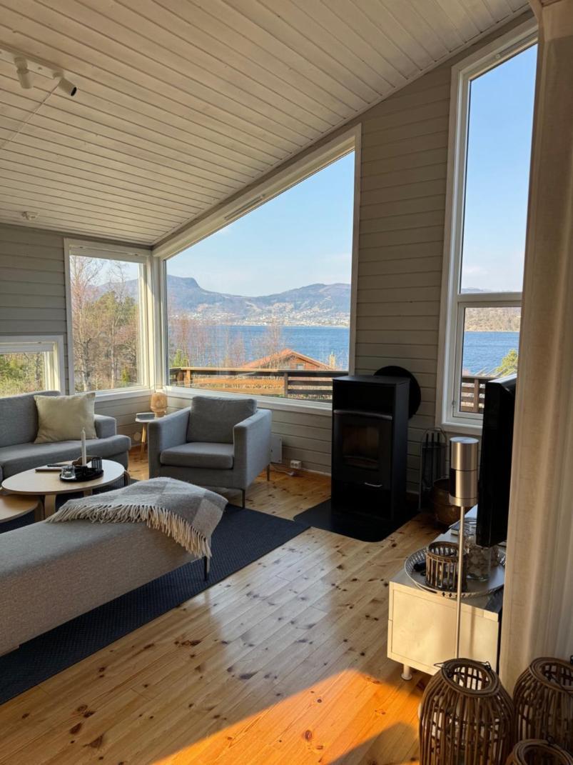 Charming House Located By The Fjord With The Pultpitrock Within Short Distance Vila Jørpeland Exterior foto