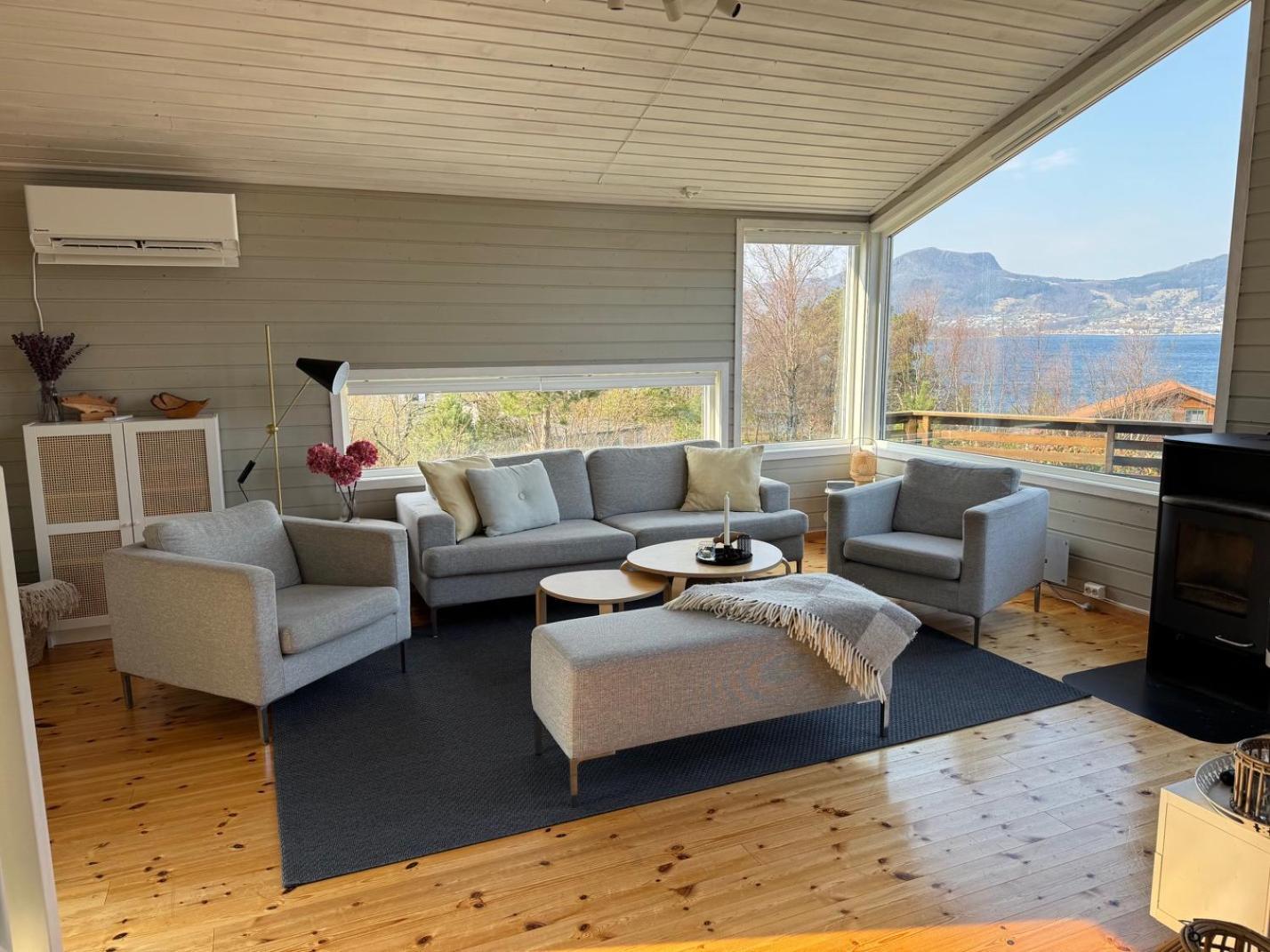 Charming House Located By The Fjord With The Pultpitrock Within Short Distance Vila Jørpeland Exterior foto